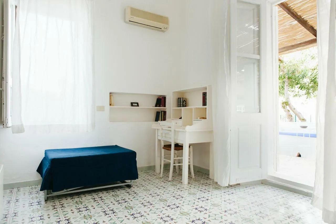Casa Carlotta Bed & Breakfast Stromboli Italy